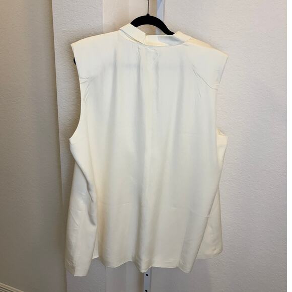 Terea Andrea Pitters Ivory Women's Plus Size Vest 3X NWT - Picture 2 of 2